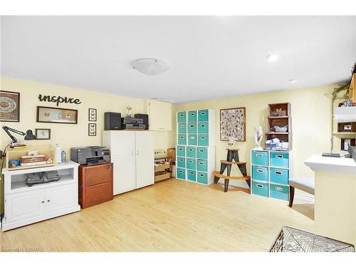 52-166 Southdale Road W, London, ON - Indoor Photo Showing Kitchen