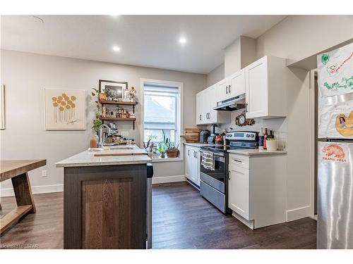 465 Ontario Street, London, ON - Indoor Photo Showing Kitchen