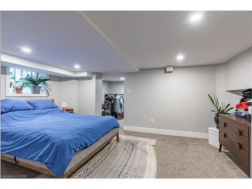 465 Ontario Street, London, ON - Indoor Photo Showing Bedroom