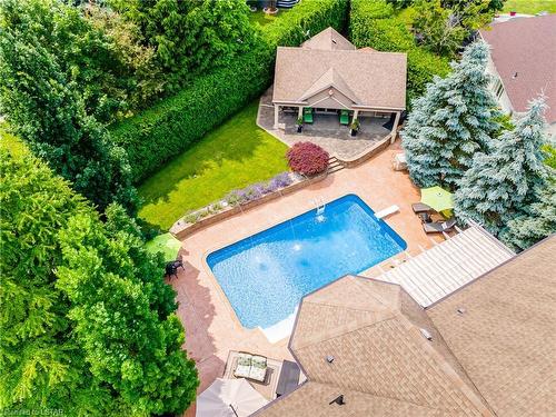 18 Exmoor Place, London, ON - Outdoor With In Ground Pool