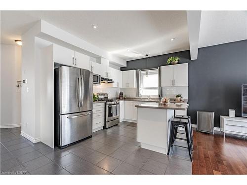 2549 Asima Drive, London, ON - Indoor Photo Showing Kitchen With Stainless Steel Kitchen With Upgraded Kitchen