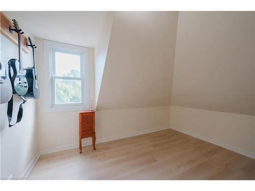124 Second Avenue, North Bay, ON - Indoor Photo Showing Other Room