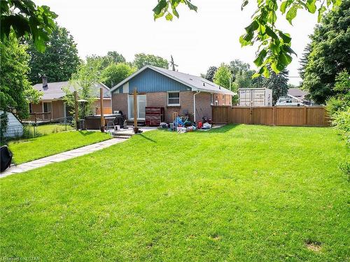 1282 Hillcrest Avenue, London, ON - Outdoor With Backyard