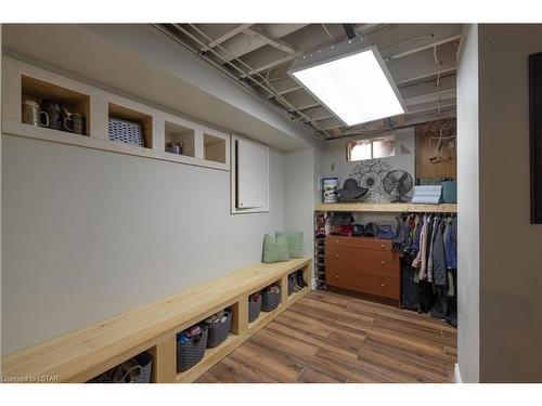 1453 Kostis Avenue, London, ON - Indoor Photo Showing Other Room