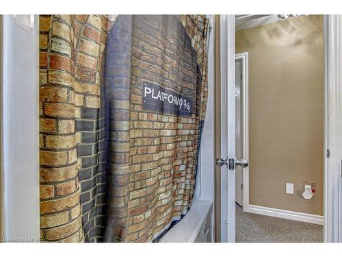 1448 Mickleborough Drive, London, ON - Indoor Photo Showing Other Room