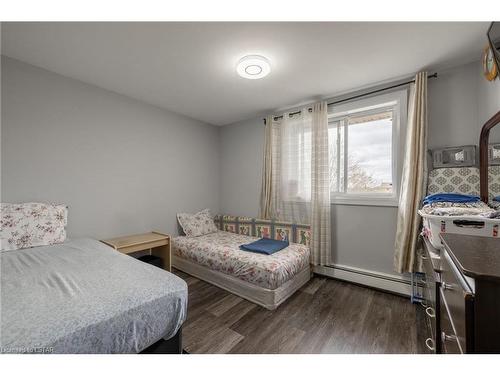 301-1590 Ernest Avenue, London, ON - Indoor Photo Showing Bedroom