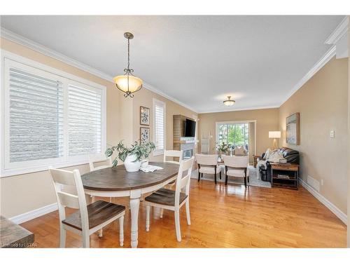1494 Lawson Road, London, ON - Indoor Photo Showing Dining Room