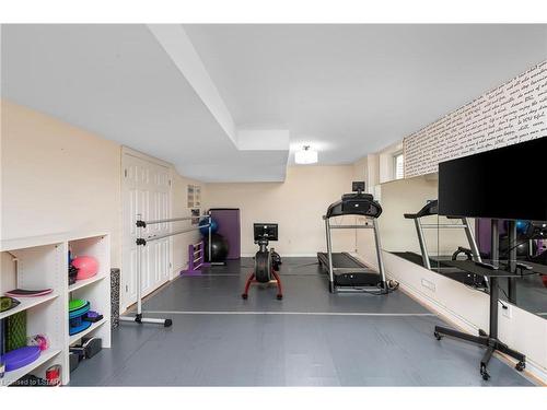 1494 Lawson Road, London, ON - Indoor Photo Showing Gym Room