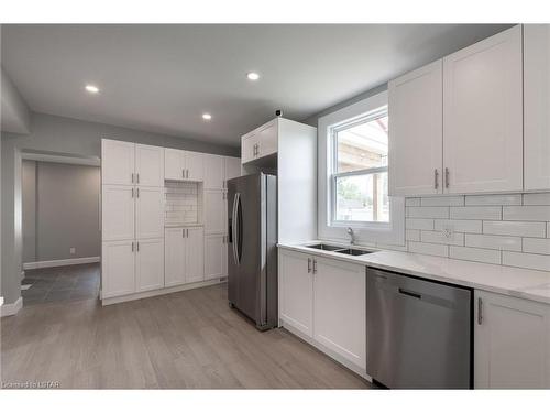 62 Sackville Street, London, ON - Indoor Photo Showing Kitchen With Double Sink