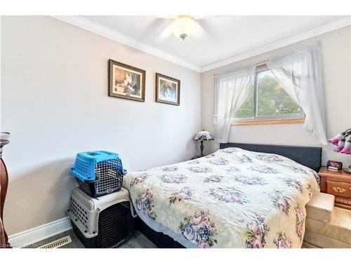 289 Whiting Street, Ingersoll, ON - Indoor Photo Showing Bedroom