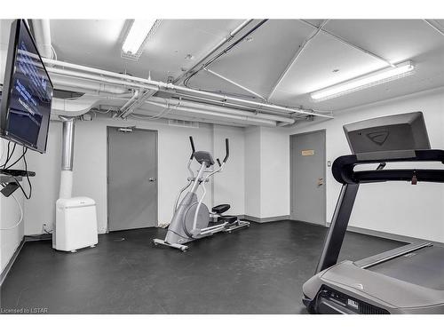 705-155 Kent Street, London, ON - Indoor Photo Showing Gym Room