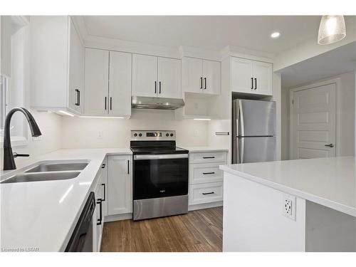 3-1147 Blackwell Blvd, London, ON - Indoor Photo Showing Kitchen With Double Sink With Upgraded Kitchen