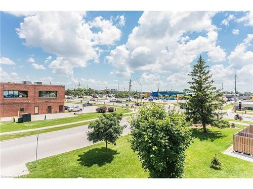 97-1096 Jalna Boulevard N, London, ON - Outdoor With View