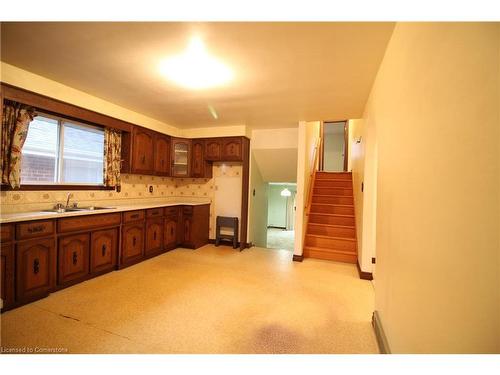 73 Glenmount Avenue, Hamilton, ON - Indoor Photo Showing Kitchen