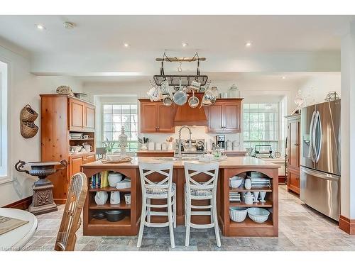 548 Campbellville Road, Flamborough, ON - Indoor Photo Showing Dining Room