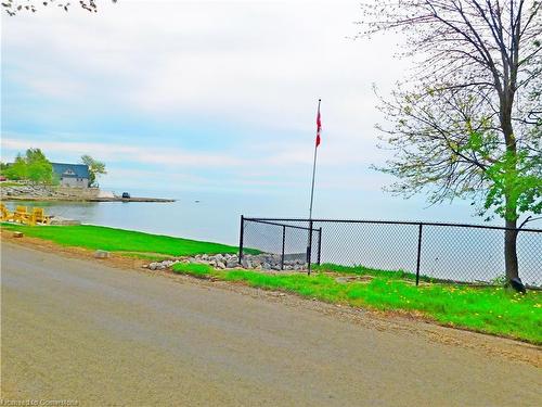 1475 Lakeshore Road, Selkirk, ON - Outdoor With View