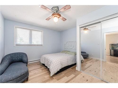 1291 Old #8 Highway, Flamborough, ON - Indoor Photo Showing Bedroom