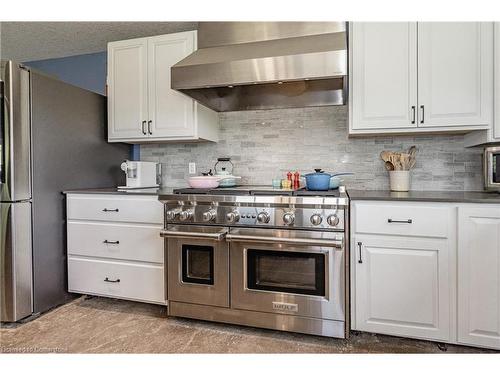 1291 Old #8 Highway, Flamborough, ON - Indoor Photo Showing Kitchen With Stainless Steel Kitchen With Upgraded Kitchen