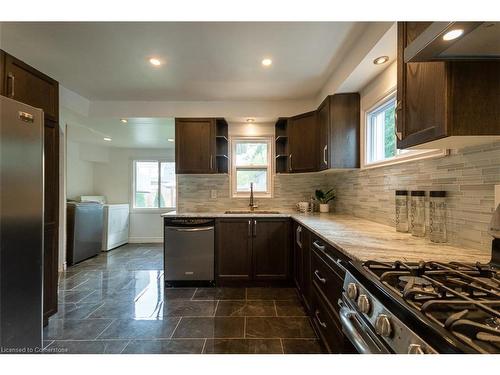 232 Beaver Street, Thorold, ON - Indoor Photo Showing Kitchen