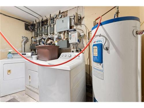 258 South Drive, Simcoe, ON - Indoor Photo Showing Laundry Room