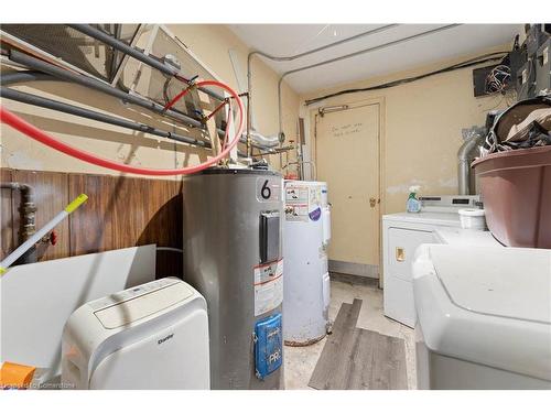 258 South Drive, Simcoe, ON - Indoor Photo Showing Laundry Room