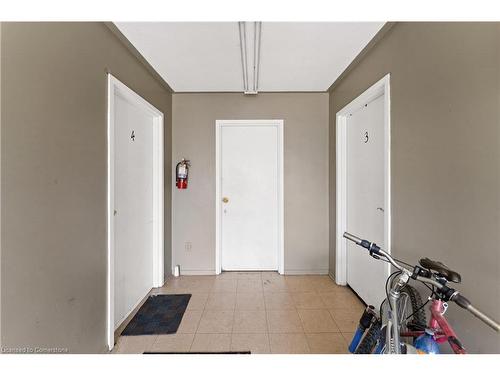 258 South Drive, Simcoe, ON - Indoor Photo Showing Other Room