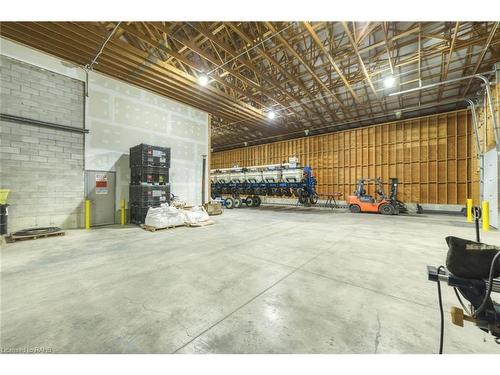 1289 #54 Highway, Caledonia, ON - Indoor Photo Showing Garage