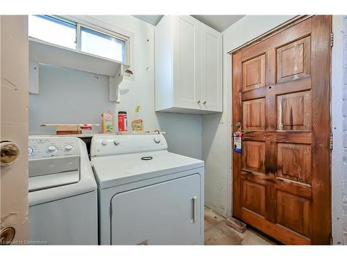 30 Cannon Street W, Hamilton, ON - Indoor Photo Showing Laundry Room