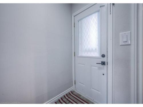 15-149 St Catharines Street, Smithville, ON - Indoor Photo Showing Other Room