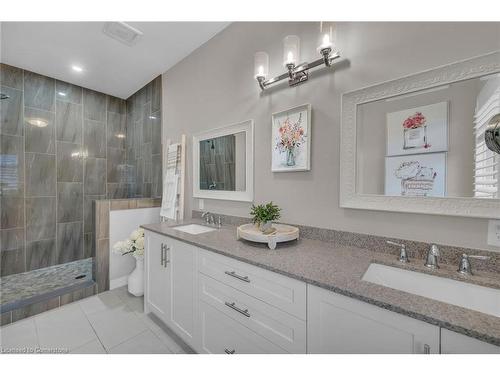 11 Taishan Place, Waterford, ON - Indoor Photo Showing Bathroom