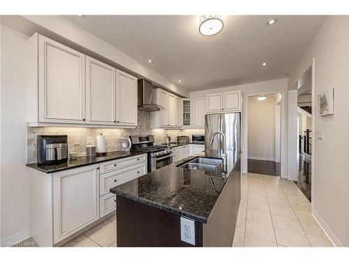 2453 Village Common, Oakville, ON - Indoor Photo Showing Kitchen With Double Sink With Upgraded Kitchen