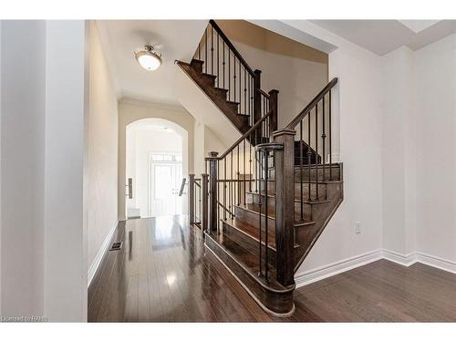 2453 Village Common, Oakville, ON - Indoor Photo Showing Other Room