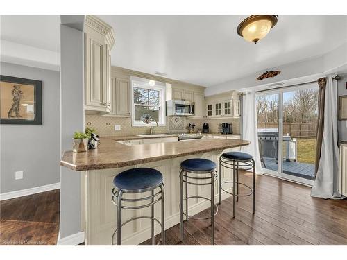 898 Port Maitland Road, Port Maitland, ON - Indoor Photo Showing Kitchen