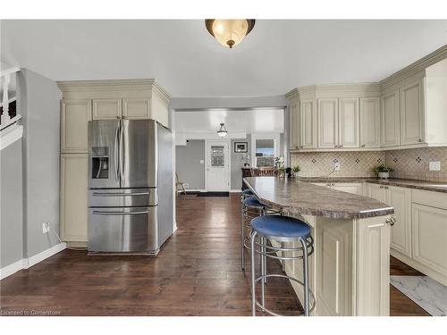 898 Port Maitland Road, Port Maitland, ON - Indoor Photo Showing Kitchen