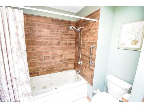 290 Richert Road, Haldimand County, ON - Indoor Photo Showing Bathroom