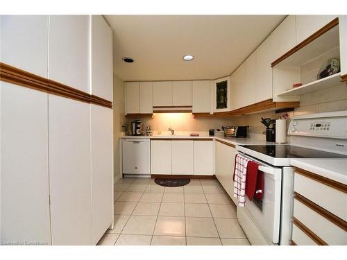 Ph3-150 Wilson Street W, Ancaster, ON - Indoor Photo Showing Kitchen