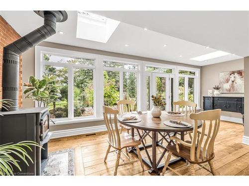 1399 Safari Road, Flamborough, ON - Indoor Photo Showing Dining Room