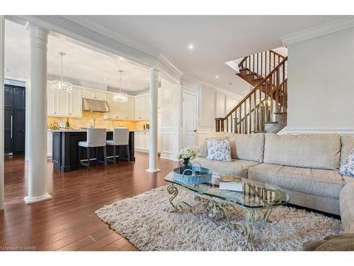 320 Wrigglesworth Crescent, Milton, ON - Indoor Photo Showing Living Room