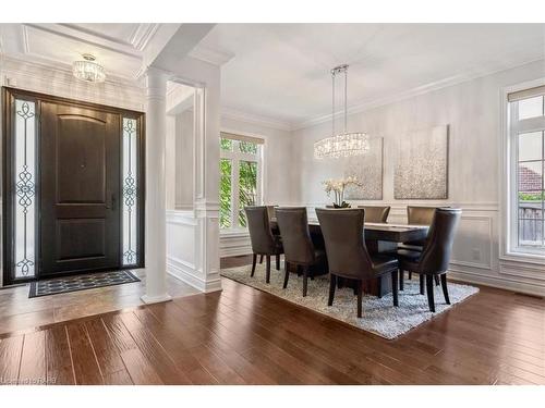 320 Wrigglesworth Crescent, Milton, ON - Indoor Photo Showing Dining Room