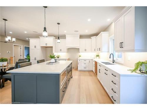 88 St. Michael'S Street, Delhi, ON - Indoor Photo Showing Kitchen With Double Sink With Upgraded Kitchen