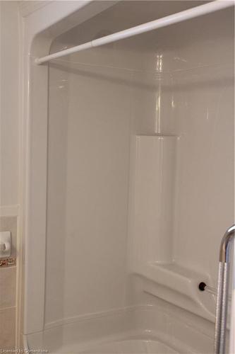 6751 Demetre Crescent, Niagara Falls, ON - Indoor Photo Showing Bathroom