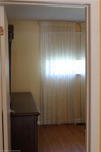 6751 Demetre Crescent, Niagara Falls, ON - Indoor Photo Showing Other Room