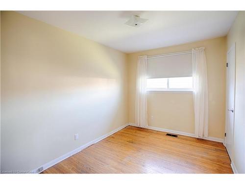 6751 Demetre Crescent, Niagara Falls, ON - Indoor Photo Showing Other Room