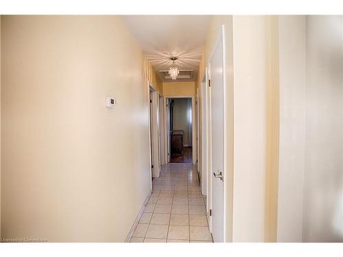 6751 Demetre Crescent, Niagara Falls, ON - Indoor Photo Showing Other Room