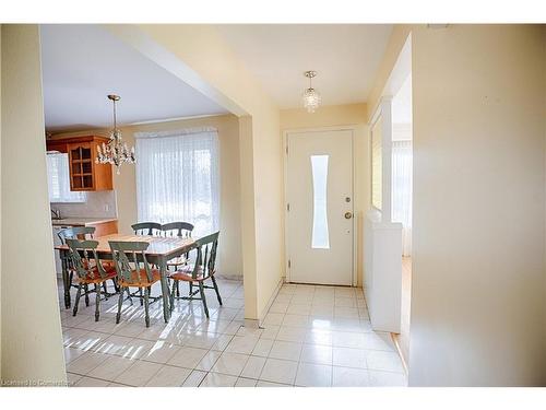 6751 Demetre Crescent, Niagara Falls, ON - Indoor Photo Showing Dining Room