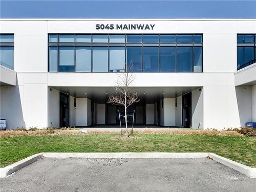 201-5045 Mainway Boulevard, Burlington, ON 