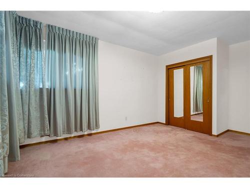 3762-3766 Greenlane Road, Lincoln, ON - Indoor Photo Showing Other Room