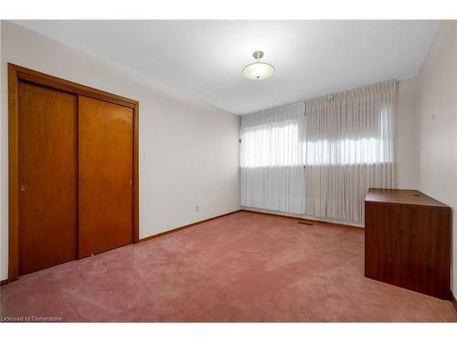 3762-3766 Greenlane Road, Lincoln, ON - Indoor Photo Showing Other Room