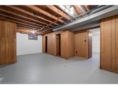 3762-3766 Greenlane Road, Lincoln, ON - Indoor Photo Showing Basement