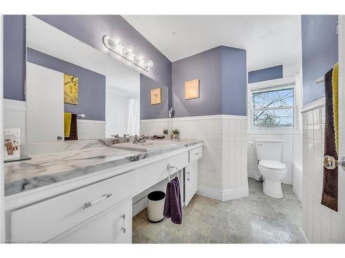 3542 Fifteenth Street, Lincoln, ON - Indoor Photo Showing Bathroom